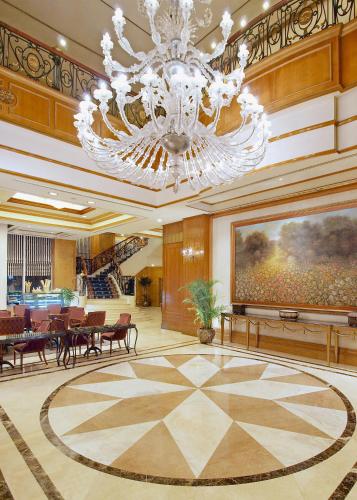 Lobby, Richmonde Hotel Ortigas in Pasig Lobby, Richmonde Hotel Ortigas in Pasig