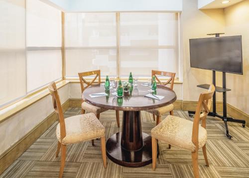 Business center, Richmonde Hotel Ortigas near PSC-ULTRA Business center, Richmonde Hotel Ortigas near PSC-ULTRA