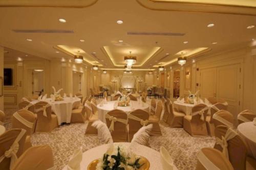 Restaurant, Palette Luxury Mirage Hotel in Jeddah Restaurant, Palette Luxury Mirage Hotel in Jeddah