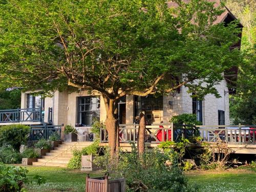 Exterior view, maison week end vacances 1H Paris Ouest in Connelles Exterior view, maison week end vacances 1H Paris Ouest in Connelles