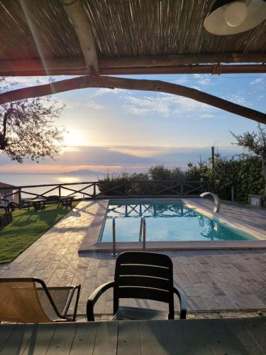 Zwembad, Villa Bellatrix in Montecorbo Zwembad, Villa Bellatrix in Montecorbo