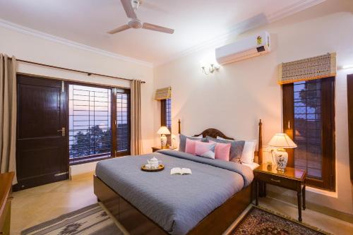 Alaya Stays Pine View Cottage - 3 BHK Himalayan Retreat with Scenic Views in Parwanoo Alaya Stays Pine View Cottage - 3 BHK Himalayan Retreat with Scenic Views in Parwanoo