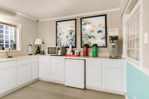 Faciliteter, OYO Hotel Myrtle Beach Kings Hwy near Myrtle Beach Boardwalk & Promenade Faciliteter, OYO Hotel Myrtle Beach Kings Hwy near Myrtle Beach Boardwalk & Promenade