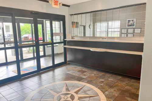 Lobby, OYO Townhouse Beaumont Medical Center Area in Beaumont (TX) Lobby, OYO Townhouse Beaumont Medical Center Area in Beaumont (TX)