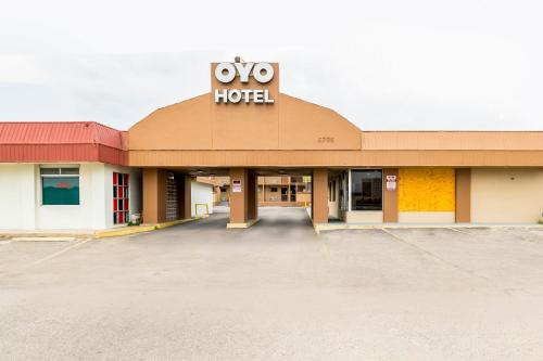 Bejárat, OYO Hotel San Antonio Lackland AFB/Seaworld Hwy 90 W in Lackland Bejárat, OYO Hotel San Antonio Lackland AFB/Seaworld Hwy 90 W in Lackland
