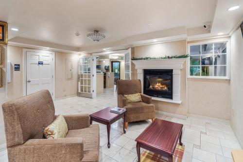 לובי, Inn at Lake Washington By OYO I-405 in רנטון(דבליו אי) לובי, Inn at Lake Washington By OYO I-405 in רנטון(דבליו אי)