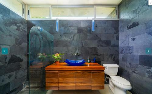 Quinta Cielo Azul, being redone in Los Pargos Quinta Cielo Azul, being redone in Los Pargos