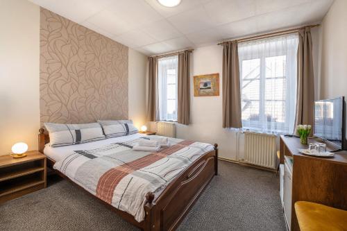 Rodinny hotel Myslivna in Trebon Rodinny hotel Myslivna in Trebon