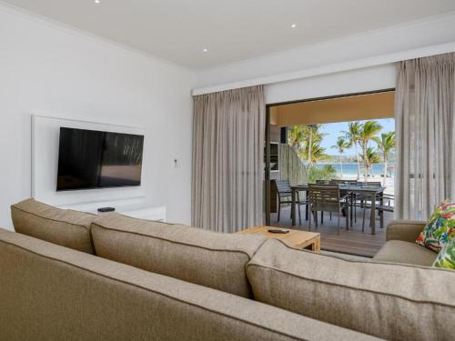 Beachfront Luxury Villa - Private Pool & Sunset Views in Bilene Beachfront Luxury Villa - Private Pool & Sunset Views in Bilene