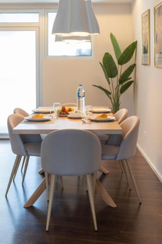 อาหารและเครื่องดื่ม, Terraço da Vila (Terraco da Vila) in โลว์ซาดา อาหารและเครื่องดื่ม, Terraço da Vila (Terraco da Vila) in โลว์ซาดา