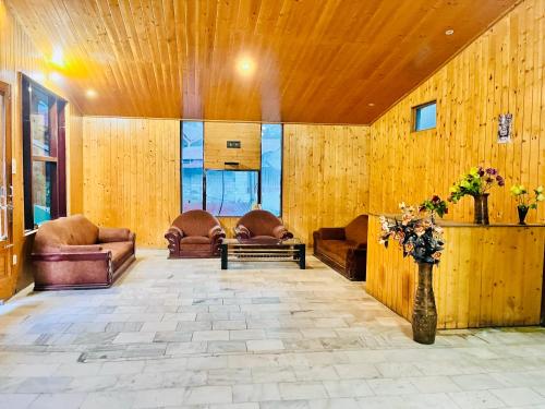 Hotel The Hadimba Palace, Manali in Siyal Hotel The Hadimba Palace, Manali in Siyal