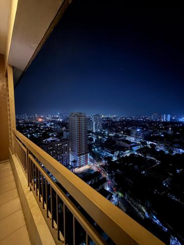 The Hive Penthouse in San Juan The Hive Penthouse in San Juan