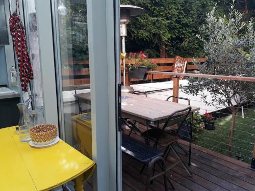 parveke/terassi, Lacroix 2 - CI - Apartment with Garden near Montmartre - Paris in Montmartre parveke/terassi, Lacroix 2 - CI - Apartment with Garden near Montmartre - Paris in Montmartre