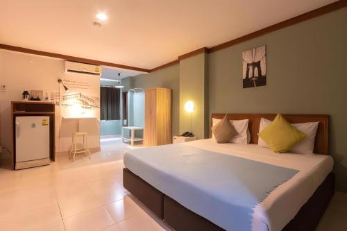 คอลเลคชั่น โอ ฮาวเวิร์ด สแควร์ บูติก โฮเทล (Collection O Howard Square Boutique Hotel) in สาทร คอลเลคชั่น โอ ฮาวเวิร์ด สแควร์ บูติก โฮเทล (Collection O Howard Square Boutique Hotel) in สาทร