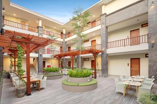 阳台/露台, Townhouse Oak Signature Hotel in 沙努尔 阳台/露台, Townhouse Oak Signature Hotel in 沙努尔