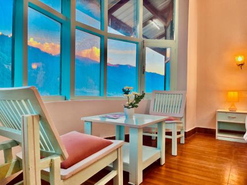 Hotel New Hadimba Palace Inn - Mountain View with Premium Rooms Near Mall Road , Manali in Siyal Hotel New Hadimba Palace Inn - Mountain View with Premium Rooms Near Mall Road , Manali in Siyal