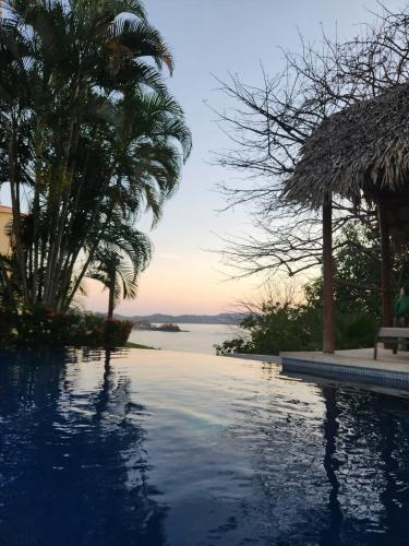 Stunning Condo with Panoramic Beach, Ocean, and Mountain Views in Playa Flamingo in Playa Flamingo Stunning Condo with Panoramic Beach, Ocean, and Mountain Views in Playa Flamingo in Playa Flamingo
