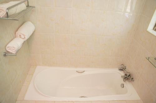 Khudu Ya Mowana Selected Service Hotel in Mahalapye Khudu Ya Mowana Selected Service Hotel in Mahalapye