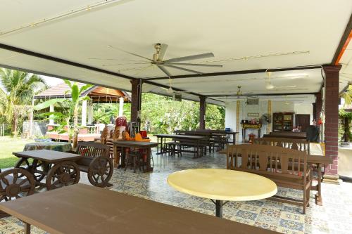 ล็อบบี้, โอโย โฮม 90558 มาย แด๊ดดี้ ฟาร์ม ชาเลต์ (OYO HOME 90558 My Daddy Farm Chalet) in เมอร์ลิเมา ล็อบบี้, โอโย โฮม 90558 มาย แด๊ดดี้ ฟาร์ม ชาเลต์ (OYO HOME 90558 My Daddy Farm Chalet) in เมอร์ลิเมา