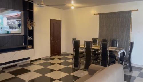 Robs Palace Kumasi in Kenyase Robs Palace Kumasi in Kenyase