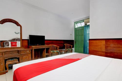 OYO 94082 Hotel Gurita near โบสถ์พระแม่มารีย์เรจินา OYO 94082 Hotel Gurita near โบสถ์พระแม่มารีย์เรจินา