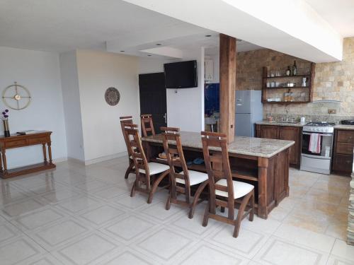 Peaceful Accommodation Centrally Located View of Valle de Turbio in Barquisimeto Peaceful Accommodation Centrally Located View of Valle de Turbio in Barquisimeto