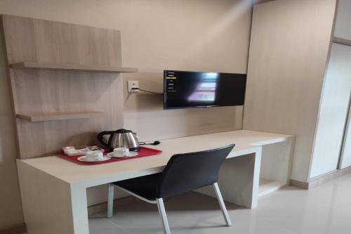 Chambre, SUPER OYO Capital O 2018 Ring Road Guest House Syariah near Aéroport international Sultan Iskandar Muda Chambre, SUPER OYO Capital O 2018 Ring Road Guest House Syariah near Aéroport international Sultan Iskandar Muda