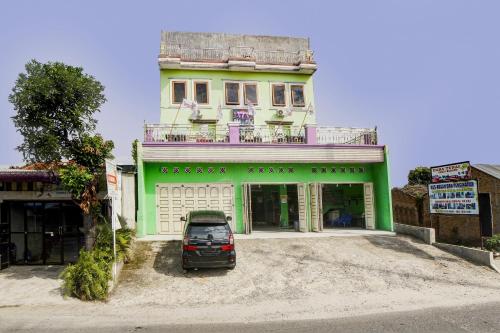 Entrance, Hotel O Penginapan Pakam in Deli Serdang Entrance, Hotel O Penginapan Pakam in Deli Serdang