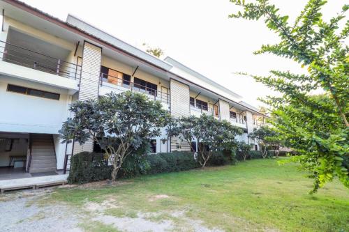 Окрестности, Dnk Baan Suan in Лампун Окрестности, Dnk Baan Suan in Лампун