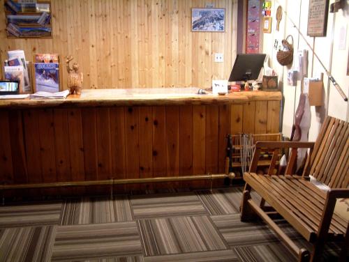 大堂, 客棧旅館 (The Hostel) in 堤頓村 (WY) 大堂, 客棧旅館 (The Hostel) in 堤頓村 (WY)