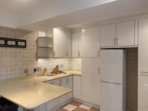 Gordon Avenue Guest House HA7 London in Watford Gordon Avenue Guest House HA7 London in Watford