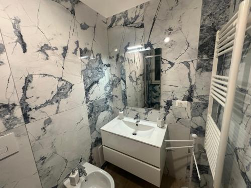 Room Raffinata Stile e Comfort in Salerno - Town Center Room Raffinata Stile e Comfort in Salerno - Town Center