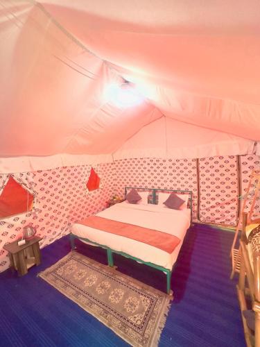 Himalyan Wild Trails Premium Swiss Camp Prashar Lake in マンディ Himalyan Wild Trails Premium Swiss Camp Prashar Lake in マンディ