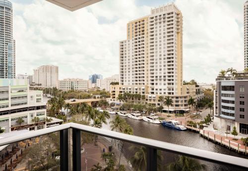 Balcony/terrace, Flow Fort Lauderdale in Fort Lauderdale (FL) Balcony/terrace, Flow Fort Lauderdale in Fort Lauderdale (FL)