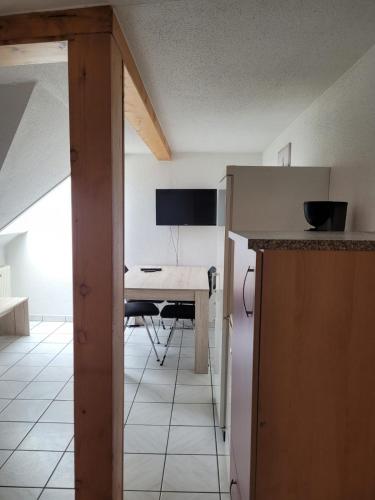 Спільний лаунж/ТБ зона, FLEX Aparts - möblierte Wohnung in Zwickau (FLEX Aparts - moblierte Wohnung in Zwickau) in Zwickau Спільний лаунж/ТБ зона, FLEX Aparts - möblierte Wohnung in Zwickau (FLEX Aparts - moblierte Wohnung in Zwickau) in Zwickau