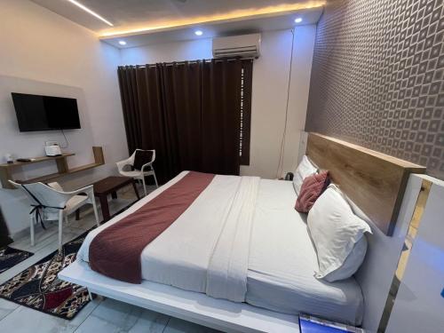 Hotel Amaresh in Panipat Hotel Amaresh in Panipat