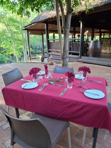 Ubizane Zululand Tree Lodge in Hluhluwe Ubizane Zululand Tree Lodge in Hluhluwe