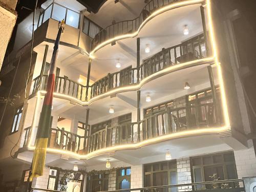 The Ganga Lodge - Affordable Luxury Stay Near Mall Road Manali in Aleo The Ganga Lodge - Affordable Luxury Stay Near Mall Road Manali in Aleo