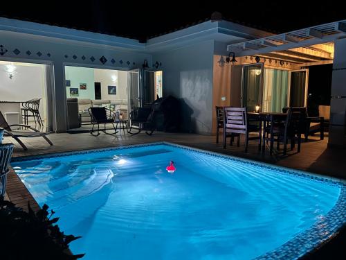 נוף, Beautiful Villa on the Sea in לגון נוף, Beautiful Villa on the Sea in לגון