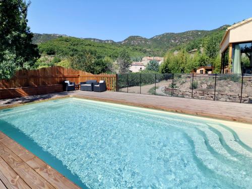 حديقة, Gîte Les Courtines (Gite Les Courtines) in سان ساتورنين دي لوسيان حديقة, Gîte Les Courtines (Gite Les Courtines) in سان ساتورنين دي لوسيان