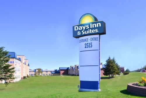 Einrichtungen, Days Inn & Suites by Wyndham Moncton in Moncton (NB) Einrichtungen, Days Inn & Suites by Wyndham Moncton in Moncton (NB)