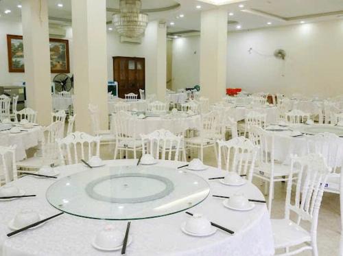 Nhà hàng, Kinh Bac Hotel Hai Tien in Thanh Hoá / Bãi biển Sầm Sơn Nhà hàng, Kinh Bac Hotel Hai Tien in Thanh Hoá / Bãi biển Sầm Sơn