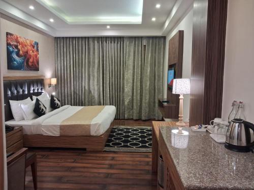 Facilities, Hotel Cloud Chat in Dharamshala Facilities, Hotel Cloud Chat in Dharamshala
