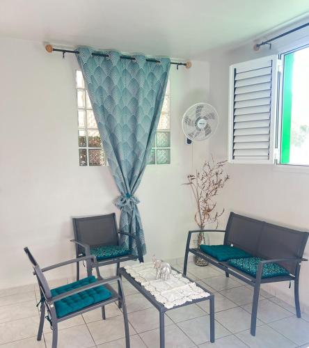 Maison couleurs des tropiques in Berard Maison couleurs des tropiques in Berard