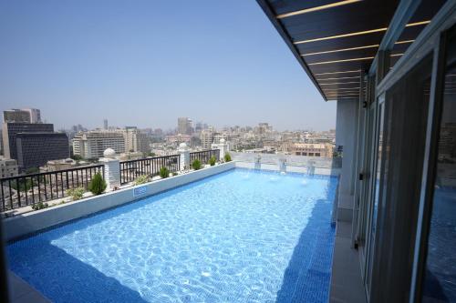 Bazén, Mar Charbel Hotel Cairo in Káhira Bazén, Mar Charbel Hotel Cairo in Káhira