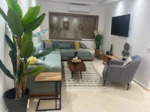 Stunning Modern Apartment in heart of Agadir in Hay El Farah Stunning Modern Apartment in heart of Agadir in Hay El Farah