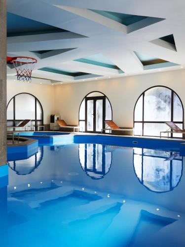 Swimming pool, Tufenkian Avan Dzoraget Hotel in Dzoraget Swimming pool, Tufenkian Avan Dzoraget Hotel in Dzoraget