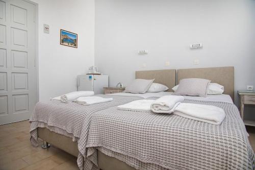 Vicky's Rooms in Парос Vicky's Rooms in Парос