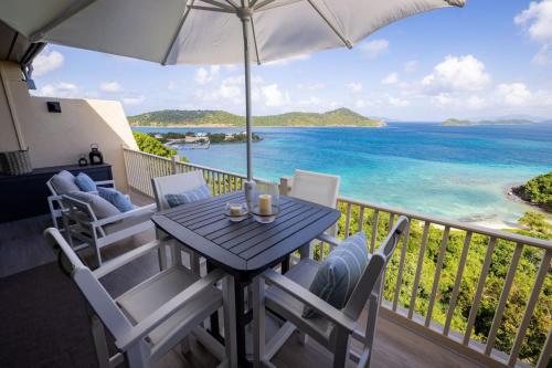 Balkon/terasa, Elevate USVI Completely remodelled 2025! in Smith Bay Balkon/terasa, Elevate USVI Completely remodelled 2025! in Smith Bay