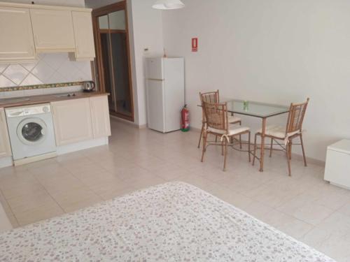 Coqueto estudio en Calle Vela in Torrequebrada Coqueto estudio en Calle Vela in Torrequebrada